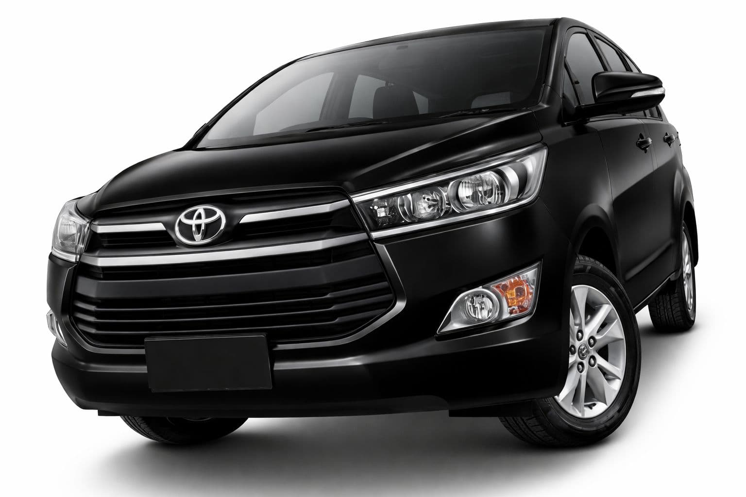 Toyota Innova Reborn G AT